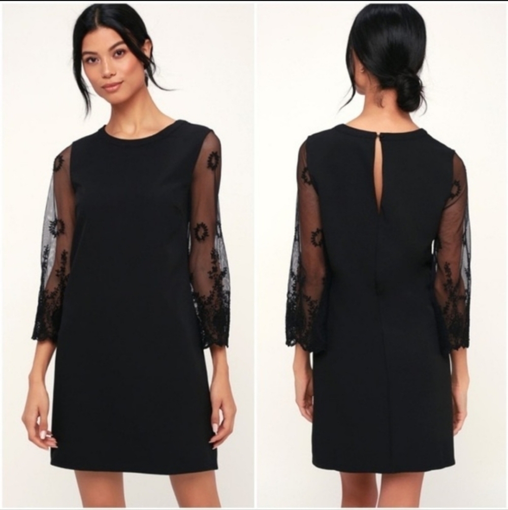 NWT Lulu's Once Upon a Midnight Black Embroidered Bell Sleeves
